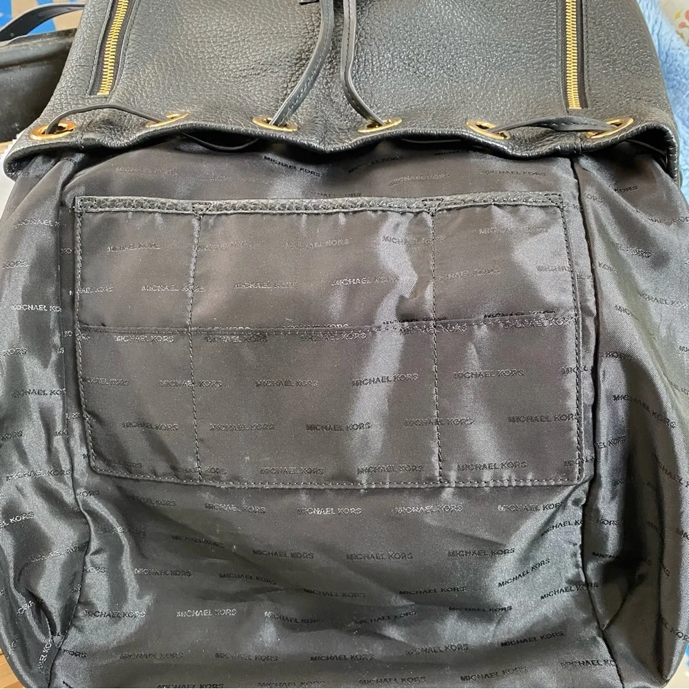 Michael Kors Viv Leather Backpack - Picture 15 of 16